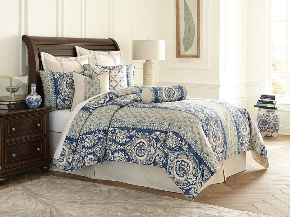 La Rochelle 9-pc Queen Comforter Set in Cadet