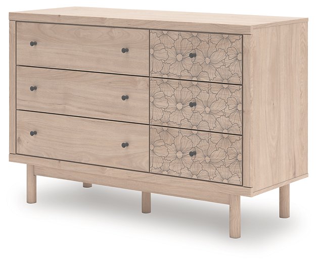 Arloster Dresser